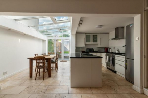 GuestReady - A Bohemian Home in Bath